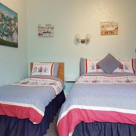 Cumbria Guest House Lytham St Annes Bagian luar foto