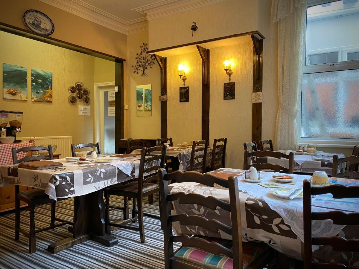 Cumbria Guest House Lytham St Annes Bagian luar foto