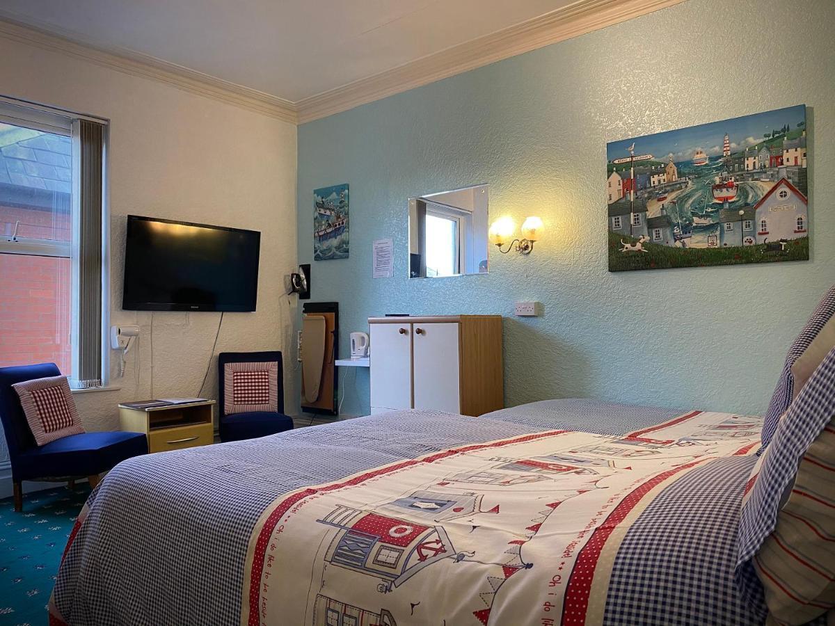 Cumbria Guest House Lytham St Annes Bagian luar foto