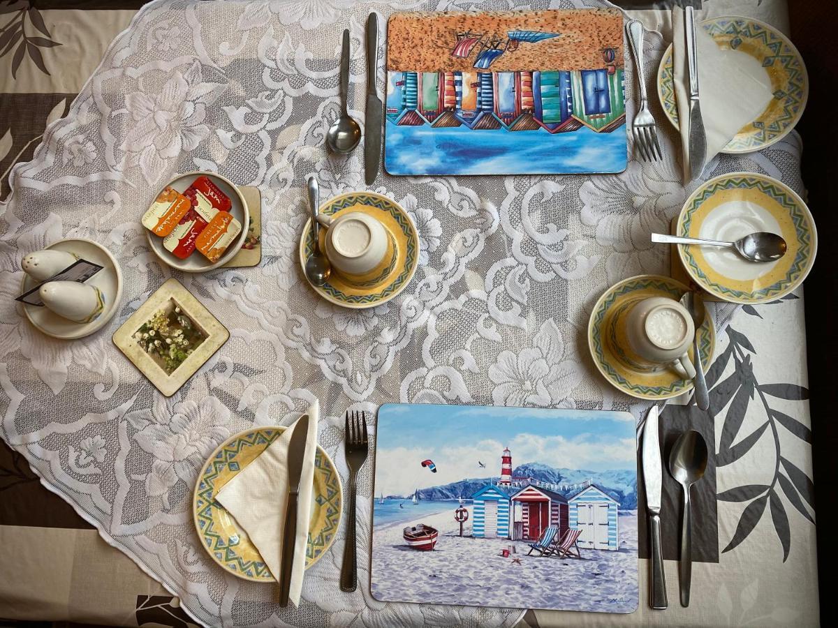 Cumbria Guest House Lytham St Annes Bagian luar foto