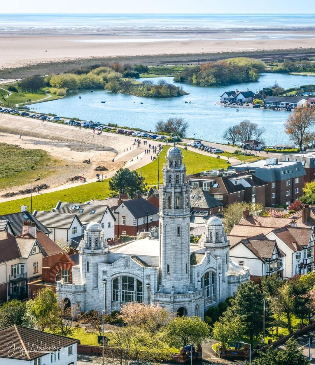 Cumbria Guest House Lytham St Annes Bagian luar foto