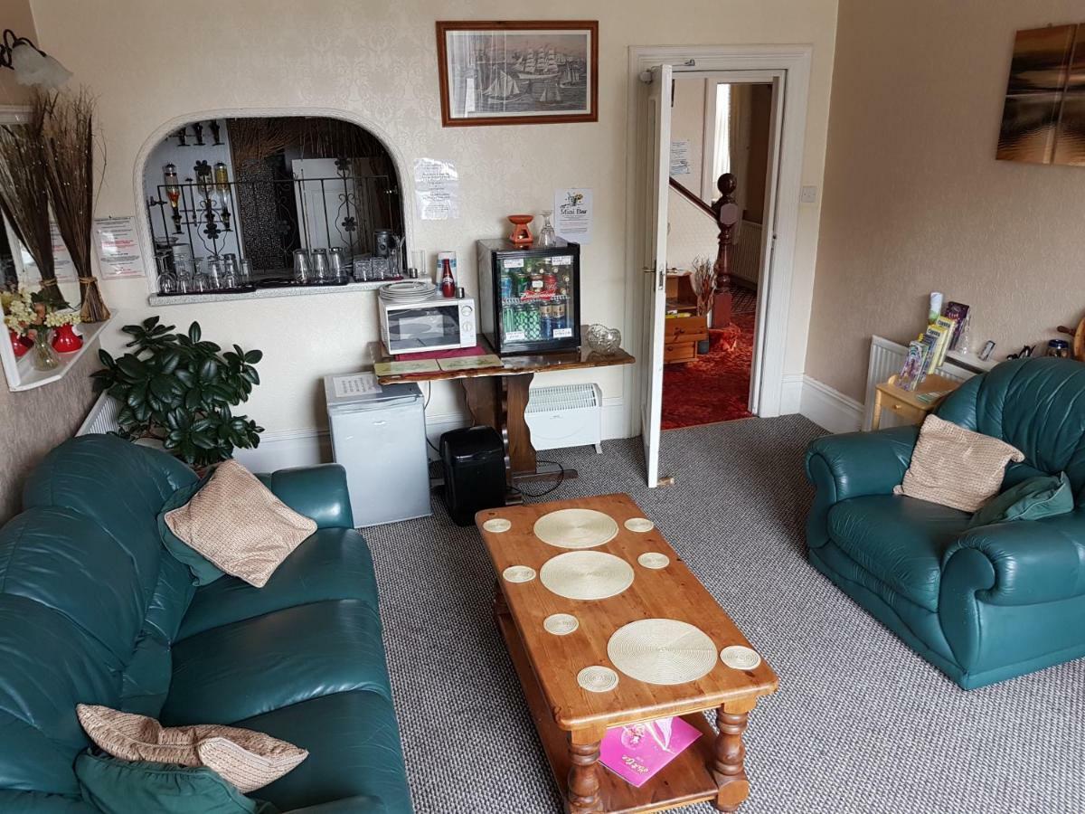 Cumbria Guest House Lytham St Annes Bagian luar foto