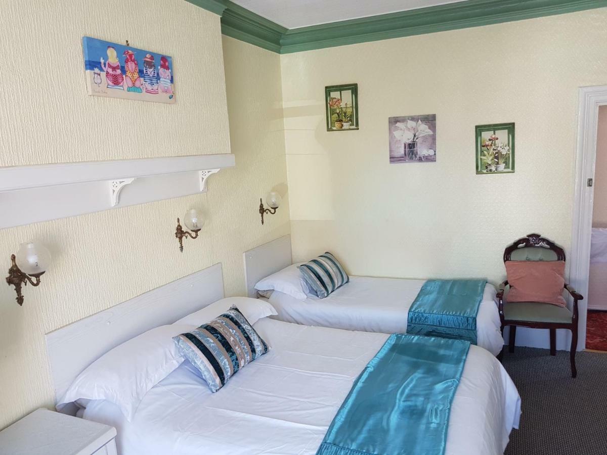 Cumbria Guest House Lytham St Annes Bagian luar foto