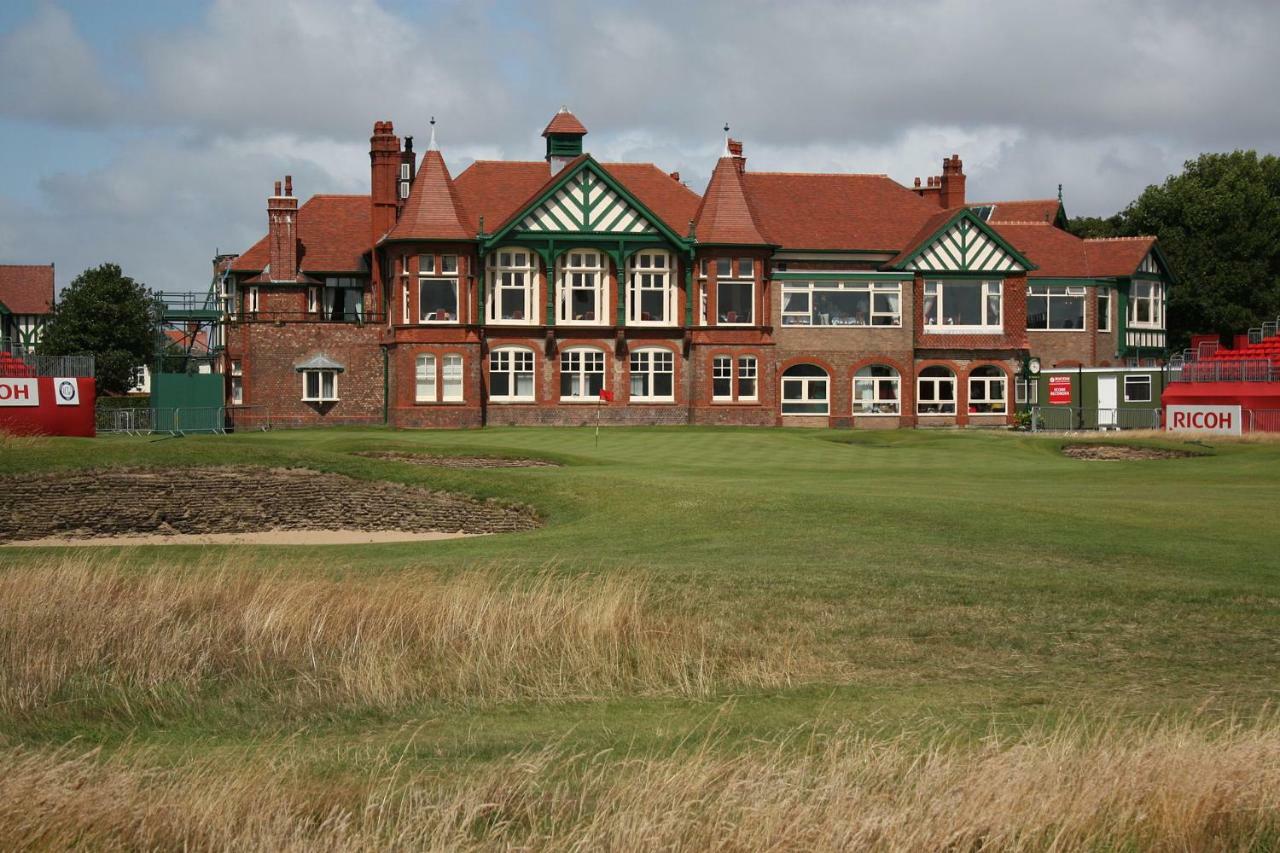 Cumbria Guest House Lytham St Annes Bagian luar foto